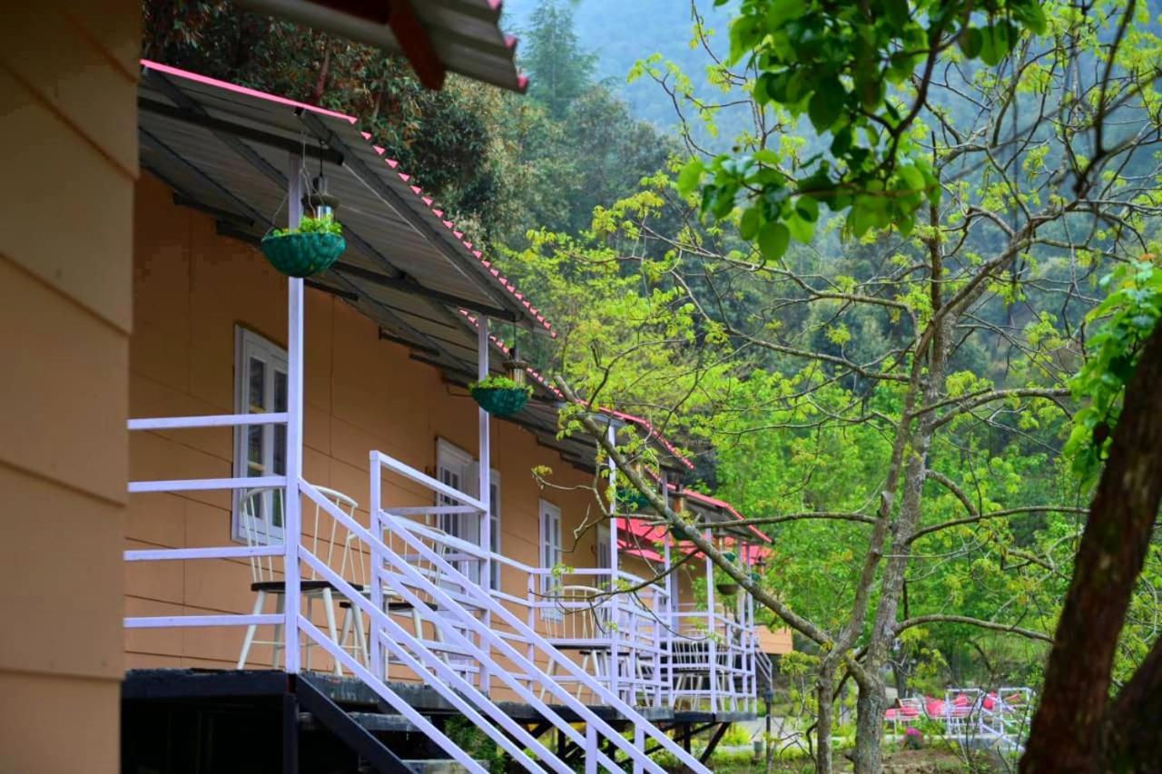 Aaroham Resort Shimla ! Luxury Cottage By Aamod Group Luaran gambar